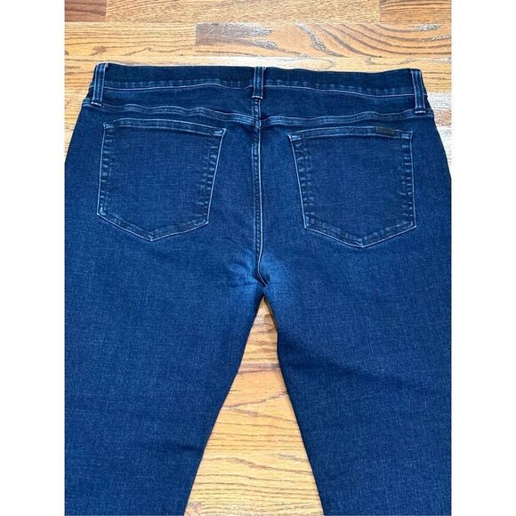 Joes Jeans The Brixton Straight + Narrow Dark Wash Jeans. Size 36. - Picture 4 of 8
